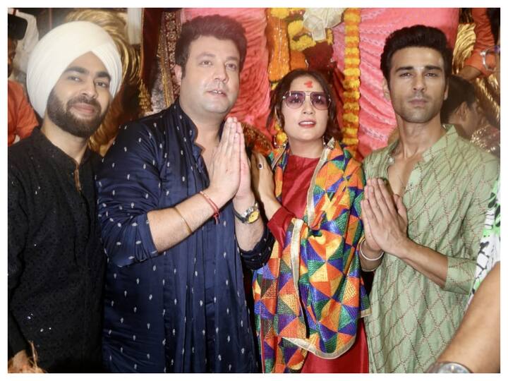 The cast of Fukrey 3 including Pulkit Samrat, Richa Chadha, Varun Sharma, and Manjot Singh visited Lalbaugcha Raja Pandal in Mumbai on the occasion of Ganesh Chaturthi 2023.