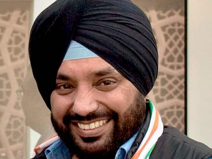 Arvinder Lovely statement on seat sharing in Delhi came for first time, said- 'Party leadership will take the final decision' Delhi Politics: दिल्ली में लोकसभा चुनाव के लिए सीट शेयरिंग पर क्या है कांग्रेस का प्लान? अरविंदर सिंह लवली ने किया खुलासा