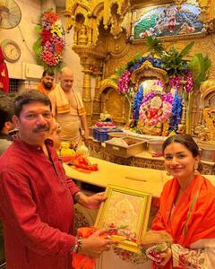 शिव ठाकरे से लेकर राज अनादकट तक, टीवी सेलेब्रिटीज ने ऐसे मनाईं गणेश चतुर्थी