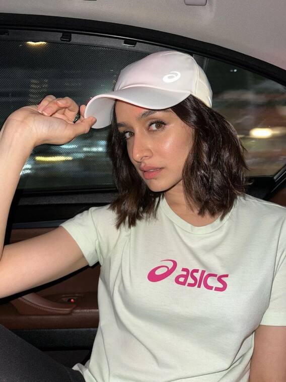 क्या ज्यादा सोने से सच में चेहरे पर आता है ग्लो?