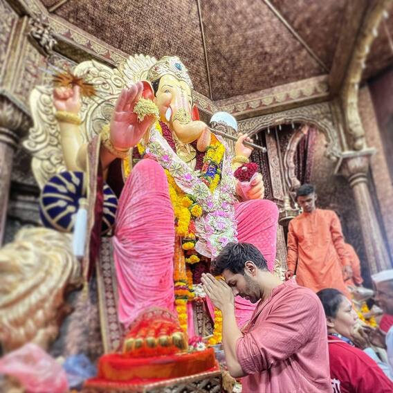 Ganesh Chaturthi 2023: Sara Ali Khan, Janhvi Kapoor to Raj-Shubashree, Shrabanti, Ganesh Bandana Matwara From Tollywood to Bollywood Ganesh Chaturthi 2023: Sara Ali Khan, Janhvi Kapoor to Raj-Shubashree, Shrabanti, Ganesh Bandana Matwara From Tollywood to Bollywood