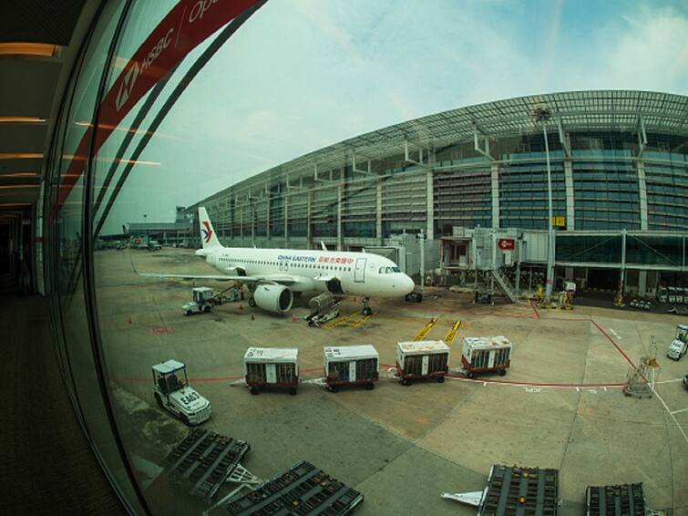 Singapore Aims For Passport-Free Departures From Changi Airport Next Year