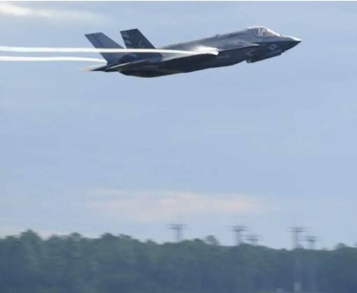 ਇਸ ਨੂੰ ਦੁਨੀਆ ਦਾ ਸਭ ਤੋਂ ਆਧੁਨਿਕ ਤੇ ਅਮਰੀਕਾ ਦਾ ਪਹਿਲਾ ਸਟੀਲਥ ਲੜਾਕੂ ਜੈੱਟ ਜਹਾਜ਼ ਕਿਹਾ ਜਾਂਦਾ ਹੈ। ਇਹ ਜਹਾਜ਼ ਗੁਪਤ ਤਰੀਕੇ ਨਾਲ ਮਿਸ਼ਨਾਂ ਨੂੰ ਪੂਰਾ ਕਰਨ ਦੇ ਸਮਰੱਥ ਹੈ।