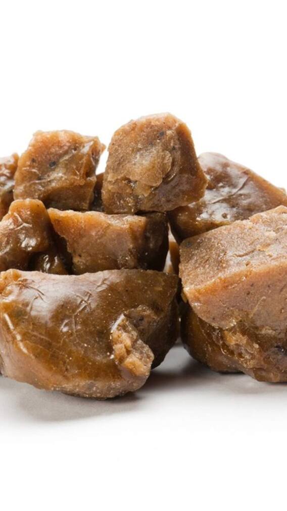 ਖਾਲੀ ਪੇਟ ਹਿੰਗ ਦਾ ਪਾਣੀ ਪੀਣ ਦੇ ਗਜਬ ਦੇ ਫਾਇਦੇ