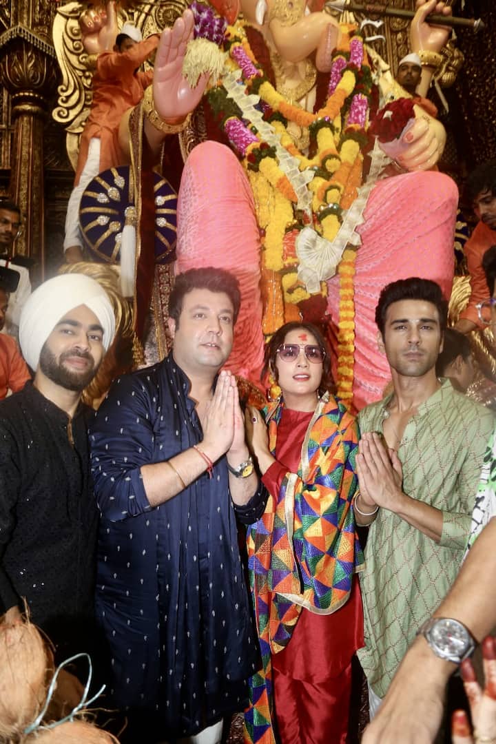 Pulkit Samrat, Richa Chadha, Varun Sharma, and Manjot Singh took Lord Ganesha's blessings.