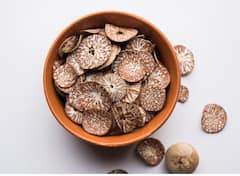 Health Tips : शरीरातीच्या व्याधी दूर करण्यासाठी सुपारी ठरते गुणकारी; फायदे ऐकाल तर, अवाक् व्हाल!