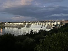 पंढरपूर, सोलापूरकरांची दोन महिन्यांची पाण्याची चिंता मिटली; उजनी धरणातून भीमा नदीत पाण्याचा विसर्ग