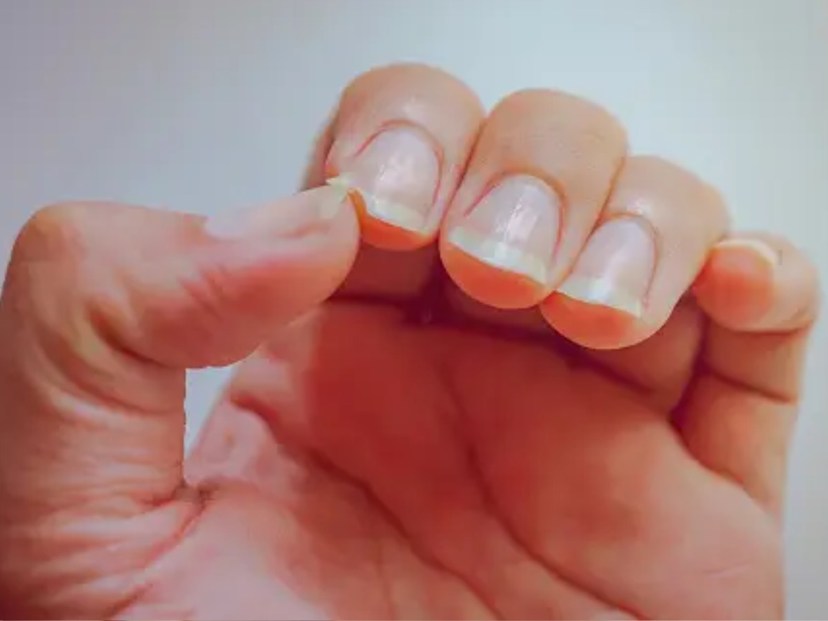 Maintain beautyful and healthy nail tips know how to do | Nail Care: நகங்களை  அழகாக பராமரிப்பது எப்படி? உங்களுக்காக சில டிப்ஸ்!