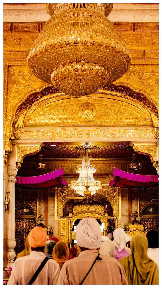 कनाडा में कितने सिख रहते हैं