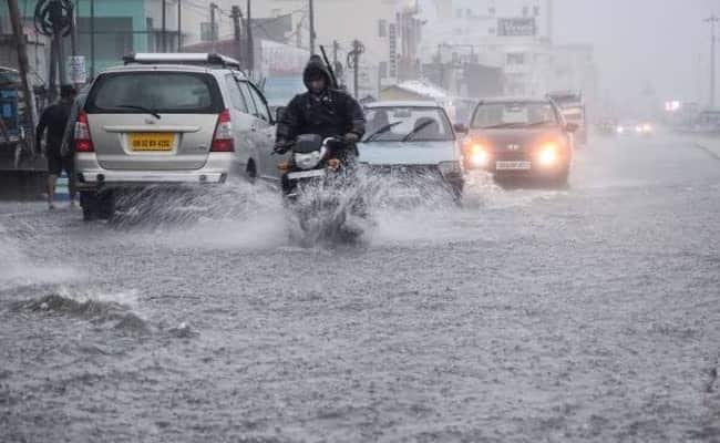 Rain: heavy rainfall in gujarat today, ahmedabad, kutch, saurashtra and other area in state Rain: આજે ભારે આગાહી, આટલા વિસ્તારોમાં આજે તુટી પડશે વરસાદ, અમદાવાદની શું છે સ્થિતિ, જાણો