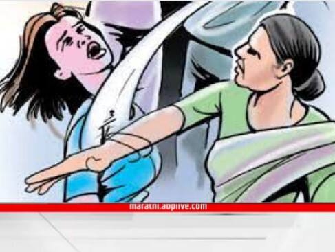 pune crime news in sadashiv peth attempted death by hitting a frying pan on a handcart Pune Crime news : पुण्यात हातगाडी लावण्यावरुन दोन महिला भिडल्या; वडापाव तळण्याची कढई डोक्यात घालून जीवे मारण्याचा प्रयत्न