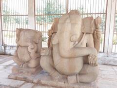 आकर्षण का केंद्र बनी भगवान गणेश की जुड़वा प्रतिमाएं, हजारों साल पुरानी है मूर्ति, मंदिर से जुड़ा है ये इतिहास