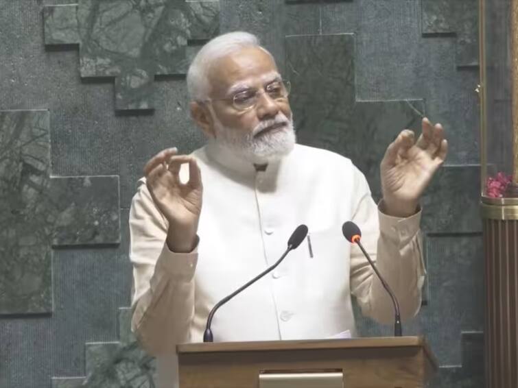 PM Modi appealed to both Houses to unanimously pass the Women's Reservation Bill Women's Reservation Bill: மகளிர் இடக்கீடு மசோதாவை ஒருமனதாக நிறைவேற்றுங்கள்.. இரு அவைக்கும் வேண்டுகொள் விடுத்த பிரதமர் மோடி!