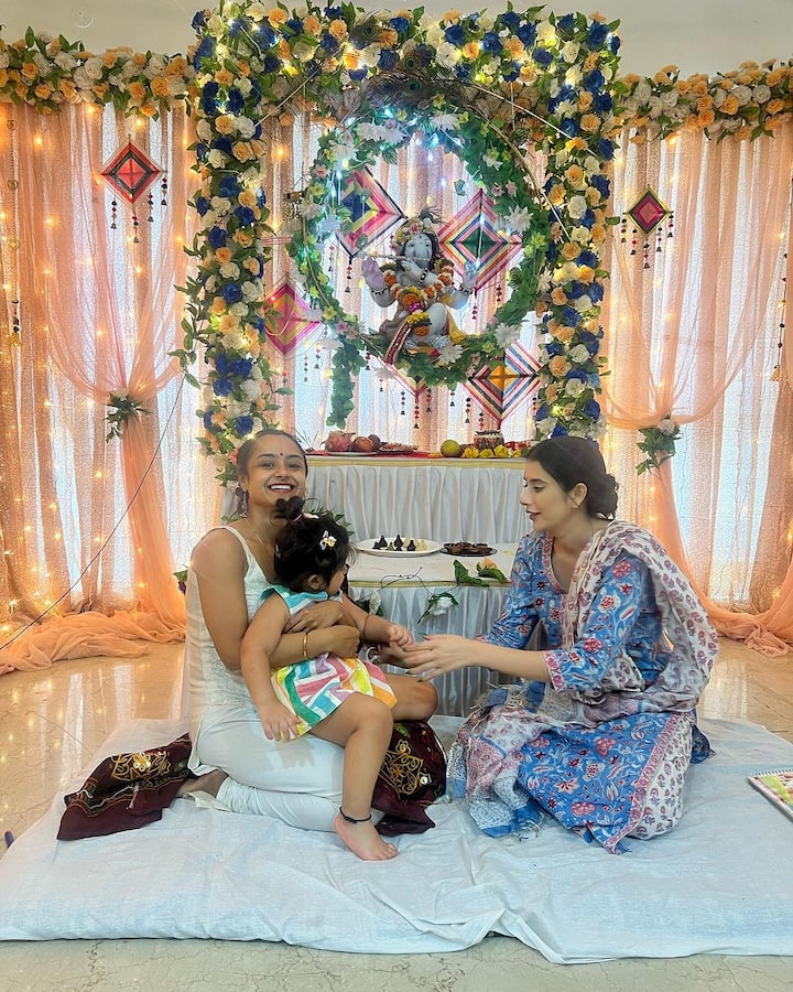 Charu Asopa treated fans with pictures from her Ganesh Chaturthi celebrations