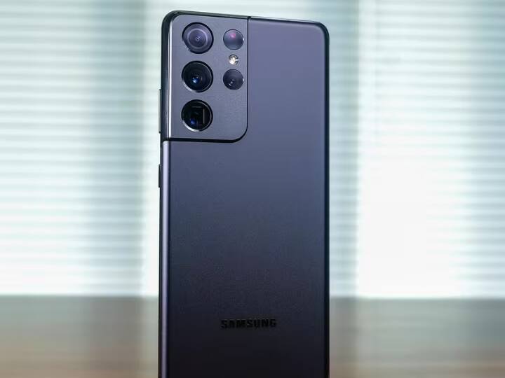 Samsung Galaxy S21 Ultra આપીને, તમે નવા iPhoneની ખરીદી પર 25,500 રૂપિયા સુધીનું ટ્રેડ-ઇન મૂલ્ય મેળવી શકો છો.