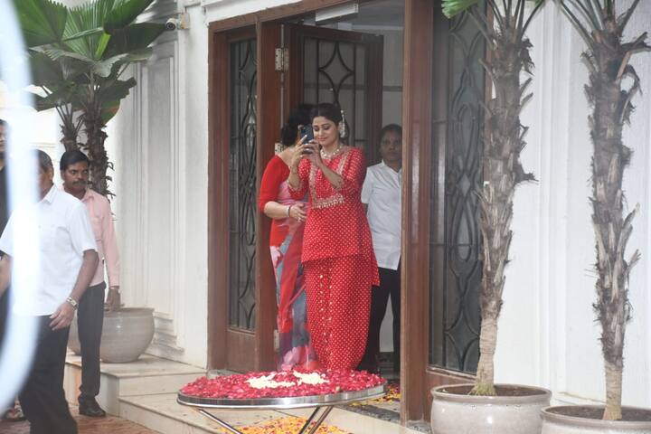 Shilpa performs Ganesh puja at her residence every year. (All images: Manav Manglani)