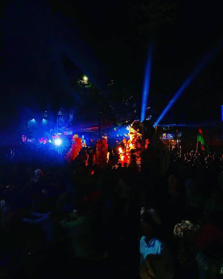 गणेश आगमन मिरवणुकीत 43 मंडळांनी सहभाग घेतला होता.