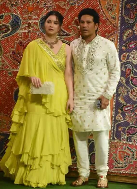 ਅੰਬਾਨੀ ਦੀ ਗਣੇਸ਼ ਪੂਜਾ 'ਚ ਸਾਰਾ ਤੇਂਦੁਲਕਰ ਦੀ ਲੁੱਕ ਦਾ ਜਲਵਾ