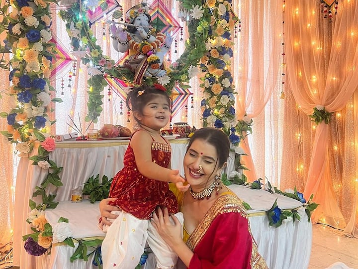 Charu Asopa gave fans a glimpse of her Ganesh Chaturthi celebrations. Charu posed with her little one Ziana for the pictures