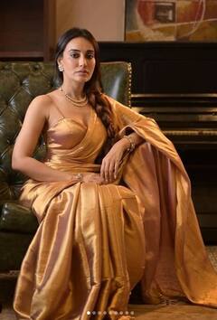 Surbhi Jyoti: ਸੁਰਭੀ ਜੋਤੀ ਗੋਲਡਨ ਸਾੜ੍ਹੀ 'ਚ ਦਿਖੀ ਬੇੱਹਦ ਖੂਬਸੂਰਤ, ਹਰ ਅੰਦਾਜ਼ 'ਚ ਸੋਸ਼ਲ ਮੀਡੀਆ 'ਤੇ ਮਚਾ ਦਿੰਦੀ ਧਮਾਲ