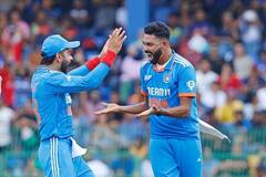 Mohammed Siraj : ஐசிசி தரவரிசை பட்டியலில் முதல் இடத்திற்கு முன்னேறிய முகமது சிராஜ்!