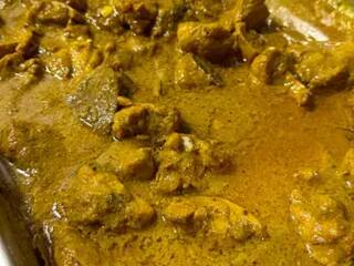 Chicken Kurma recipe side dish for idly chappathi dosa know how to cook Chicken Kurma: சிக்கன் குருமா எப்படி செய்வது? இட்லி, தோசை, சப்பாத்திக்கு சூப்பர் சைடிஷ்!