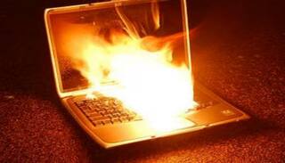 Tech News: ਕੀ ਤੁਸੀਂ ਵੀ ਲੈਪਟਾਪ ਨੂੰ ਸ਼ੱਟਡਾਊਨ ਕੀਤੇ ਬਿਨਾਂ ਕਰ ਦਿੰਦੇ ਹੋ ਬੰਦ? ਫਟ ਸਕਦਾ ਬੰਬ ਵਾਂਗ