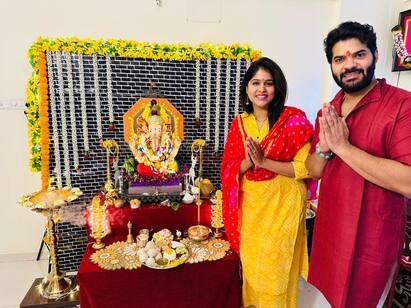 Ganeshotsav 2023 : हार्दिक जोशी आणि अक्षया देवधरने बाप्पासोबतचे फोटो सोशल मीडियावर शेअर केले आहेत.