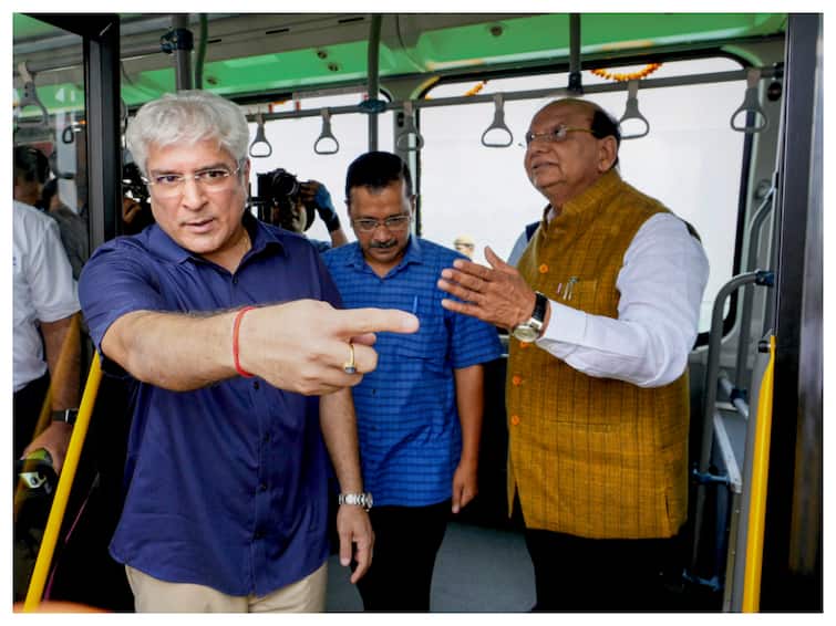 Delhi AAP Blames LG Saxena For Slow Work In Transport Dept Kailash Gahlot Says Work To Be On Track Soon 'Bid To Derail CM Kejriwal's Efforts': New Turn In AAP Vs Delhi L-G Saga, Gahlot Blames Saxena For 'Slow Work'