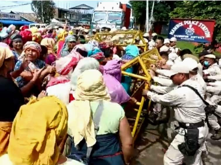 Manipur Violence: Fresh Violence In Imphal Over Arrest Of Youths Who Posed As Security Personnel Manipur Violence: Fresh Violence In Imphal Over Arrest Of 5 Youths Who Posed As Security Personnel