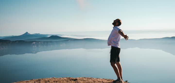 अलिकडच्या वर्षांत केलेल्या अभ्यासात असे आढळून आले आहे की गेल्या दोन दशकांमध्ये मानवाचे  आयुर्मान पूर्वीपेक्षा कमी होत आहे. आरोग्य समस्या आणि पर्यावरणीय घटक यामागे प्रमुख कारणे  म्हणून पाहिले जात आहे.