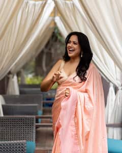 Sameera Reddy: శారీలో మెరిసిన సీనియర్ బ్యూటీ.. సమీరా సొగసు చూడతరమా!