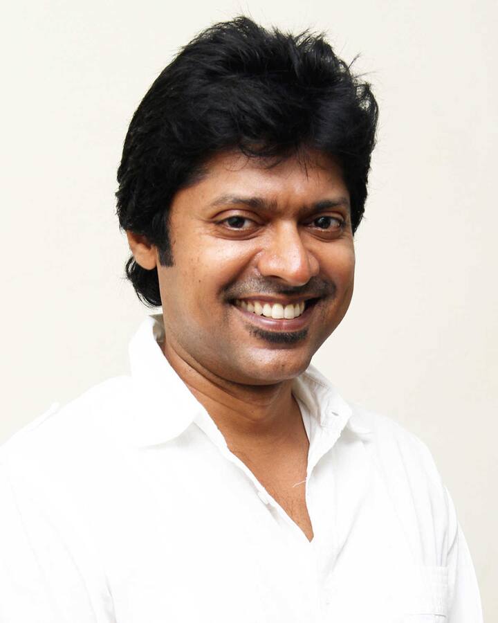 படத்தின் போஸ்டரை, அஜித்குமார் பிறந்த நாளான மே 1ஆம் தேதியன்று தயாரிப்பு நிறுவனம் வெளியிட்டது.