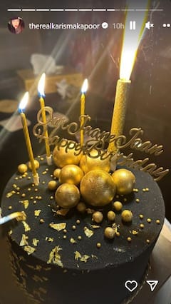 Inside Kareena Kapoor's Birthday At Pataudi Palace, Karisma Shares Pic Of Jaane Jaan Cake