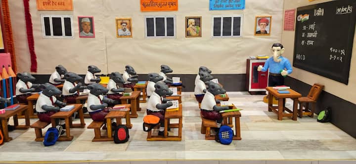 पर्यावरण पूरक गणेशोत्सवाचा आणि शिक्षणाचे महत्व अधोरेखित करणारा संदेश यातून देण्यात आला आहे.