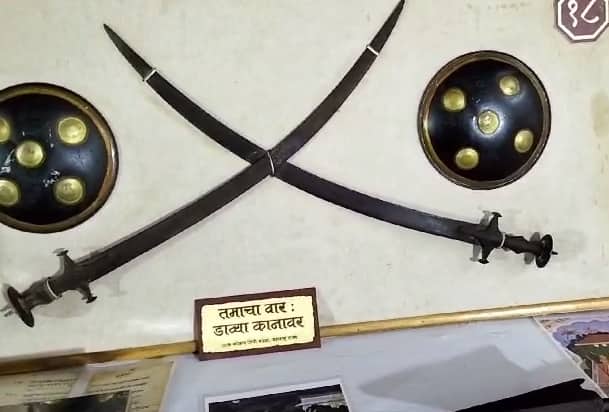 श्रीदत्त राऊत यांच्याकडील वस्तूंचा हा संग्रह नागरिकांसाठी खुला करण्यात आला.