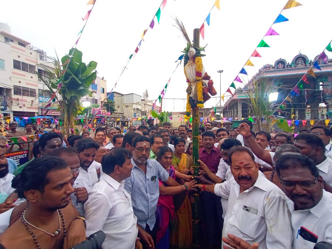 Tiruvannamalai temple Karthigai Deepa festival Banda Kal Mugurtha was held at the Annamalaiyar Temple TNN Tiruvannamalai: அண்ணாமலையார் கோயிலில் கார்த்திகை தீப திருவிழா பந்தக்கால் முகூர்த்தம்