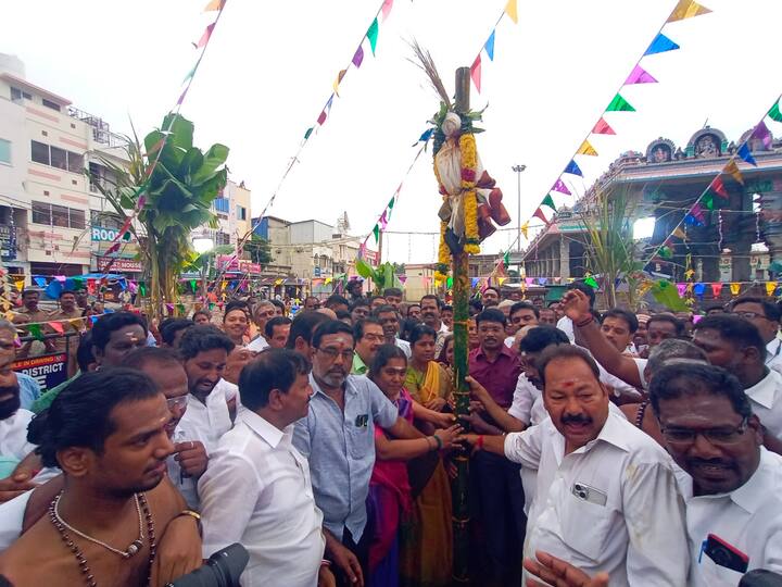 Tiruvannamalai temple Karthigai Deepa festival  Banda Kal Mugurtha was held at the Annamalaiyar Temple TNN Tiruvannamalai: அண்ணாமலையார் கோயிலில் கார்த்திகை தீப திருவிழா பந்தக்கால் முகூர்த்தம்