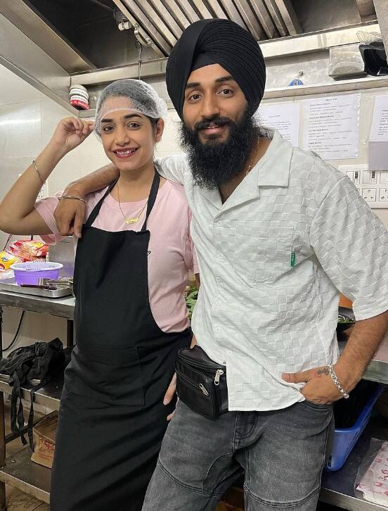 ਕੁੱਲ੍ਹੜ ਪੀਜ਼ਾ ਕਪਲ ਨਾਲ ਕੁੜੀ ਨੇ ਕੀਤੀ ਘਿਨੌਣੀ ਹਰਕਤ