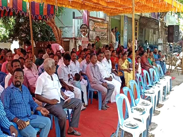 Villagers are on hunger strike in Mayiladuthurai against the government rice mill TNN அரசு அரிசி ஆலைக்கு எதிராக மயிலாடுதுறையில் கிராம மக்கள் உண்ணாவிரதம் போராட்டம்