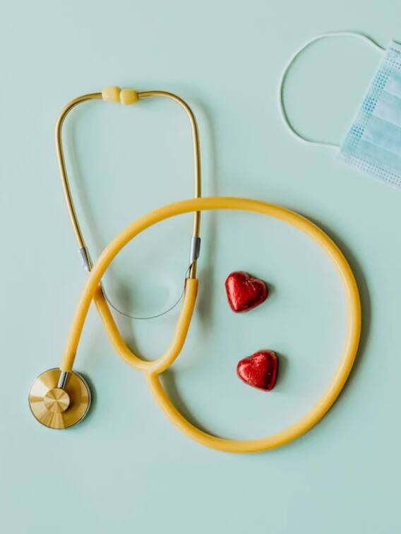 हार्ट अटैक आने पर तुरंत करें ये काम, बच सकती है मरीज की जान