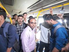 इंदौर में आज मनाया गया 'नो कार डे', बस से ऑफिस पहुंचे कलेक्टर, कांग्रेस ने भी किया सपोर्ट