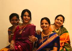 Pune news : पुण्यात 80 वर्ष जुन्या सोन्याच्या गौरी; चार पिढ्यांनी जपला वारसा