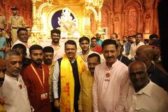 Pune ganeshotsav 2023 : उपमुख्यमंत्री देवेंद्र फडणवीस, चंद्रशेखर बावनकुळे दगडूशेठ गणपती चरणी लीन