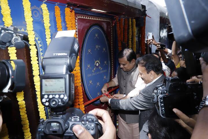 Deccan Odyssey inside photo of newly inaugurated luxury photo tickets ...