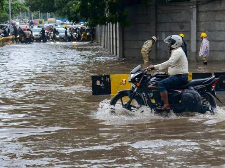 Weather Update Today 22 September Jharkhand Water logging in Sahibganj due to two days of rain Sahibganj Water Logging: साहिबगंज में दो दिन की बारिश से बाढ़ जैसे हालात, लोगों ने की प्रशासन से ये अपील