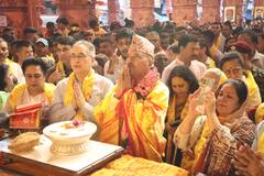 Pune Ganeshotsav 2023 : भारतीय लष्कराच्या सदर्न कमांड तर्फे 'दगडूशेठ' गणपतीची आरतीच 300 हून अधिक जवान हजर