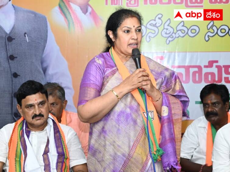 AP BJP President Purandeshwari has announced that they will seek a CBI inquiry into the liquor scam in AP. APBJP : ఏపీలో మద్యం స్కాంపై సీబీఐ విచారణ -  కేంద్రాన్ని కోరుతామన్న పురందేశ్వరి !