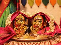 Pune news : पुण्यात 80 वर्ष जुन्या सोन्याच्या गौरी; चार पिढ्यांनी जपला वारसा