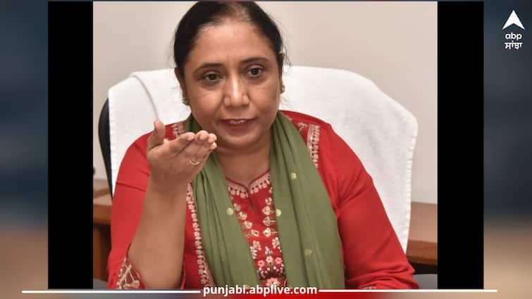 Providing education to children belonging to minority groups is main priority of Bhagwant Singh Mann's Government: Dr. Baljit Kaur Punjab News: ਘੱਟ ਗਿਣਤੀ ਵਰਗਾਂ ਨਾਲ ਸਬੰਧਤ ਬੱਚਿਆਂ ਨੂੰ ਸਿੱਖਿਆ ਪ੍ਰਦਾਨ ਕਰਨਾ ਪੰਜਾਬ ਸਰਕਾਰ ਦੀ ਮੁੱਖ ਤਰਜੀਹ: ਡਾ. ਬਲਜੀਤ ਕੌਰ